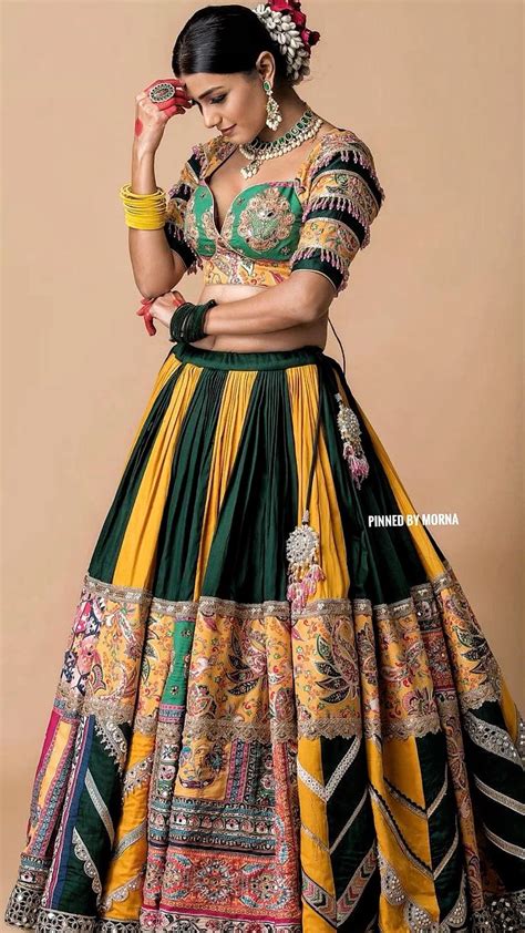 Pin By Hardeep Singh Benipal On Fashion Trends In Lehenga