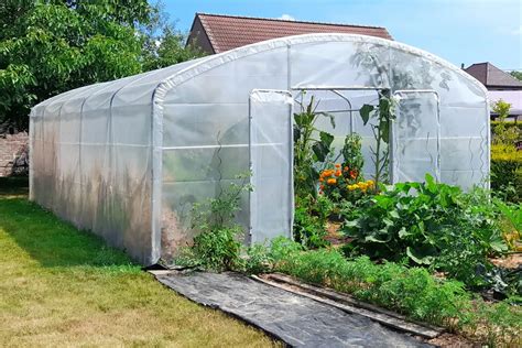 Quelle réglementation pour une serre de jardin France Serres