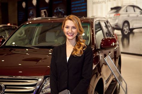 The Girls Of The 2012 New York Auto Show Gallery 448462 Top Speed