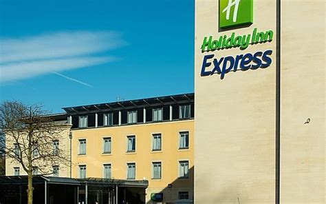 Holiday Inn Express, 3 Stars, Bath England