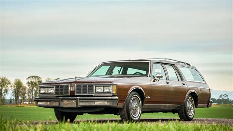 Oldsmobile Custom Cruiser Source Bringatrailer Flickr