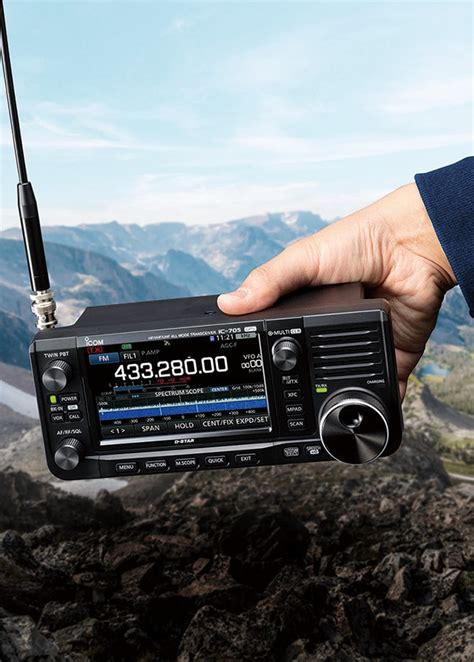 Icom Ic 705 Transceptor Sdr Portable Multibanda 146894 € Envío