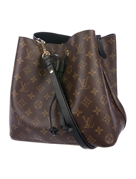 Louis Vuitton 2017 Monogram Néonoé Handbags LOU222627 The RealReal