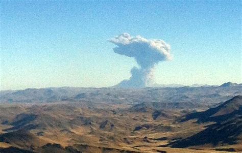 IGP exhorta a autoridades elevar alerta del volcán Ubinas de verde a