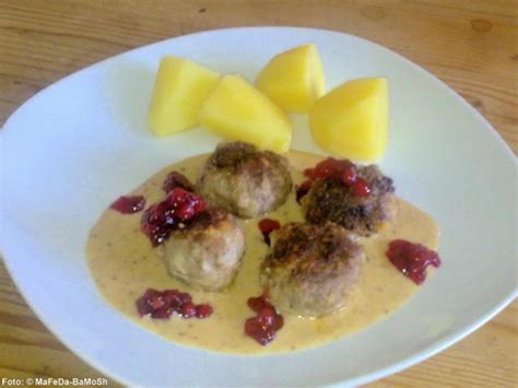 Schwedische Fleischbällchen Köttbullar mit Soße Rezept mit Video