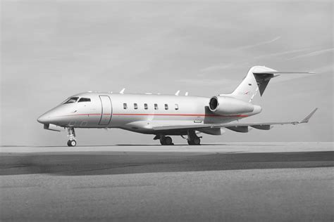 Challenger 350 Private Skies Traveller Made