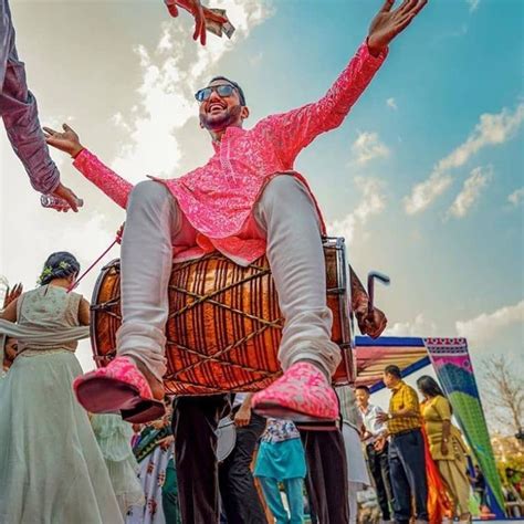 Band Baaja Baaraat! | Miss perfect, Wedding couples, Groom