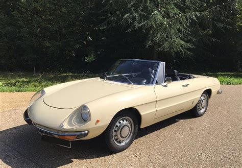 Location Alfa Romeo Spider Coda Tronca Blanc Cass Blanc