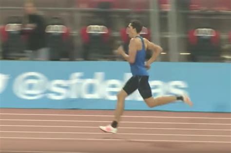 Canadian Corey Bellemore Sets New Beer Mile World Record | News, Scores ...