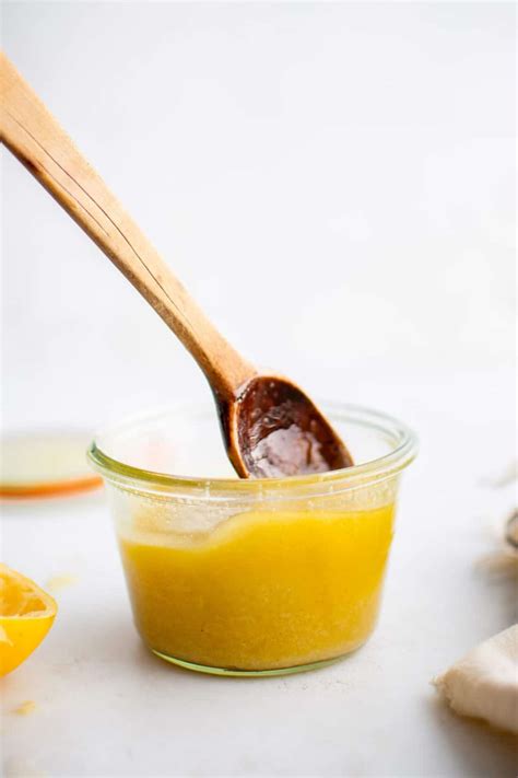 Champagne Vinaigrette Recipe - The Forked Spoon