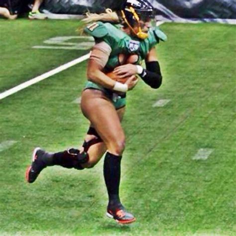 Saige Steinmetz Nuda Anni In Lingerie Football League