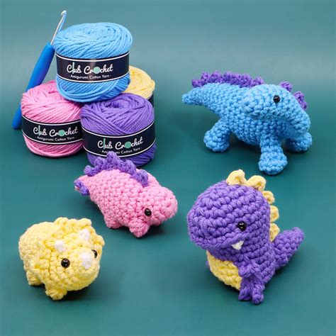 Crocheted Mini Raptor Dinosaur Amigurumi Pattern – Club Crochet