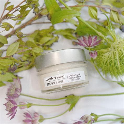 Comfort Zone Sacred Nature Hydra Cream Kem Dưỡng Ẩm Hữu Cơ Cho Da Khô