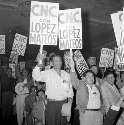 Miembros de la confederación Nacional Campesina en la convención del