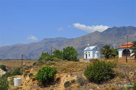 ⭐ Travel Guide for Island Crete ⛵, Greece - Lakki beach
