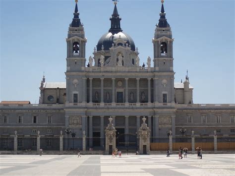 Catedral De La Almudena Arkiplus