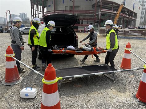 부산도시공사 건설현장 추락사고 대응 모의훈련 진행 국토일보