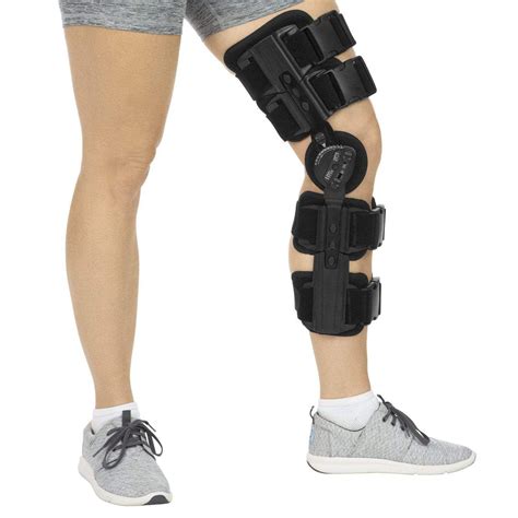 ROM Knee Brace | Hinged knee brace, Knee brace, Acl knee brace