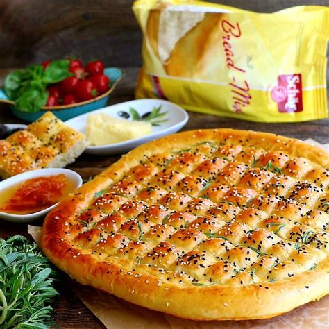 Glutensiz Ramazan Pidesi S Cacik Ev Pidesinin Tad Bir Ba Ka