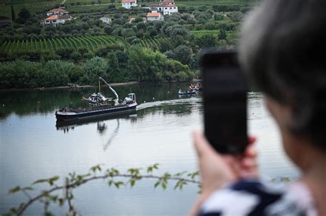 Piloto Do Helic Ptero Que Caiu No Douro J Falou Os Investigadores