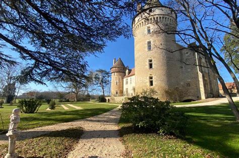 Chateau De Bouesse En Berry Bouesse Location De Salle Pour