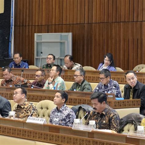 Laporkan Capaian Kinerja Tahun Dan Rencana Kerja Tahun