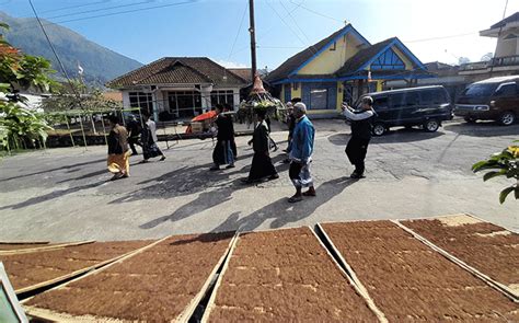 Tradisi Saparan Wujud Syukur Warga Magelang Atas Kesuburan Pertanian