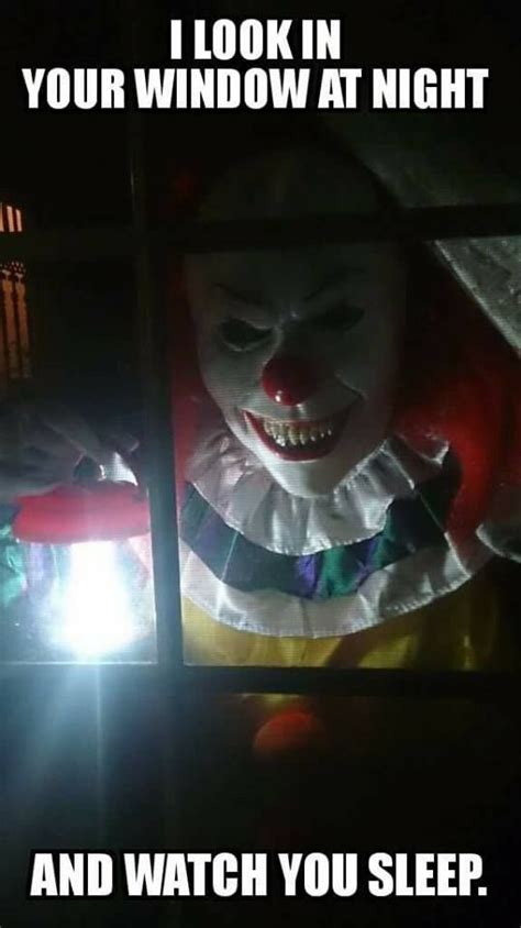 Creepy clowns pictures, Scary clowns, Scary clown meme