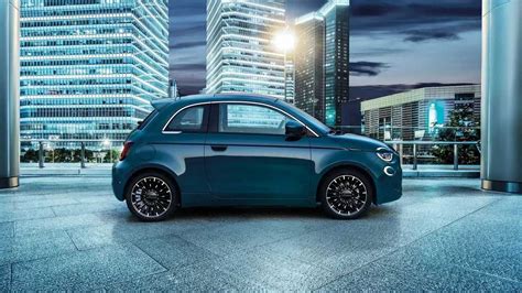 The New Fiat 500 Electric: Three Types, Two Battery Options