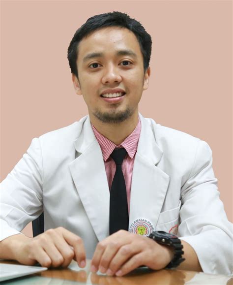 Dr GEIZAR ARSIKA RAMADHANA Sp BS Official Web RSUD Dr Moewardi