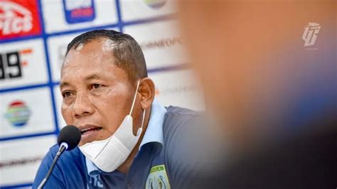 Persela Wajib Menang Lawan PSM Ragil Tampil Fight GenPI Co JATIM