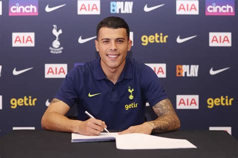 Tottenham Finally Announce Pedro Porro Signing With Minutes To Go On