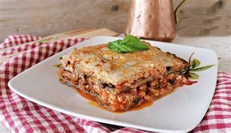 Moussaka La Ricetta Originale Del Famoso Piatto Greco Il Mondo Di Adry