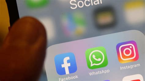 Horas De Corte Y Millones En Pérdidas Para Facebook Whatsapp E