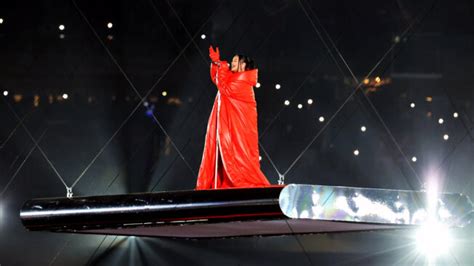 Rihanna Shines Bright in Super Bowl 57 Halftime Show