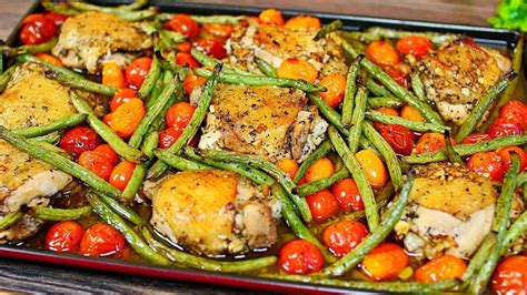 One Pan Garlic Roasted Chicken And Veggies Easy Chicken And Vegetables Youtube