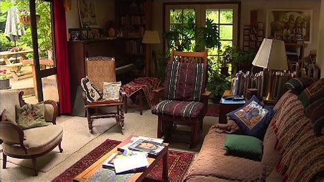 Bainbridge Woman Discovers Stranger Living In Her House