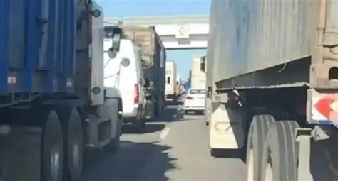 Hay Cierre De Circulaci N En Autopista De Veracruz En Ambos Sentidos