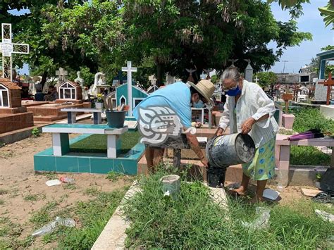 Listos Panteones De Veracruz Para Recibir Visitas El D A De Muertos