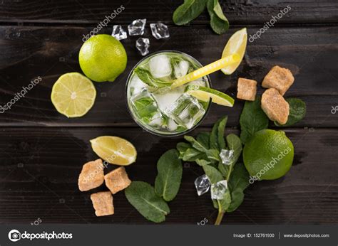 Mojito cocktail ingredients Stock Photo by ©SergPoznanskiy 152761930