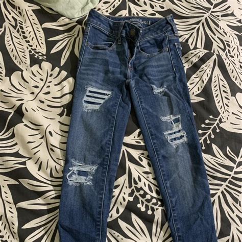 American Eagle Super Stretchy Size 00 Short Never Depop