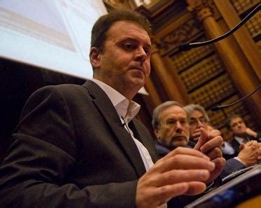 volunia   italian search engine italy magazine