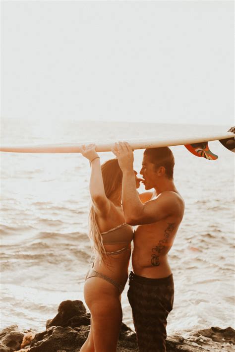 7 Hot Sexy Lauren Hudson Bikini Pics