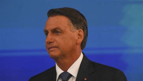 Jair Bolsonaro El presidente de Brasil lloró durante una ceremonia de