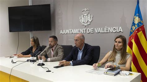 Los Concejales De Vox De València Renuncian A Oficiar Bodas El Periódico