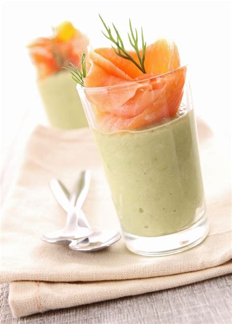 Verrine de mousse d avocats et saumon fumé Cuisine AZ