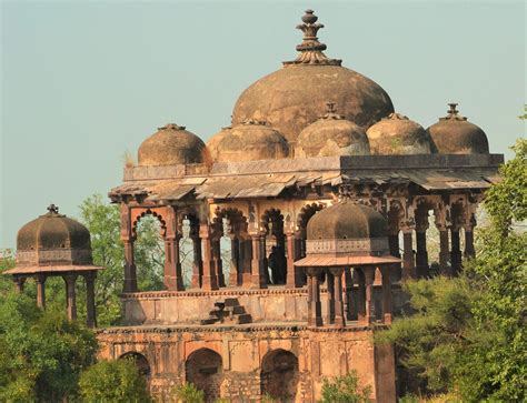 Tiger Safari And Wildlife Photography In Ranthambore National Park Of