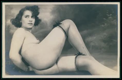 French Nude Woman Grundworth Big Butt Crossed Legs Original C Photo