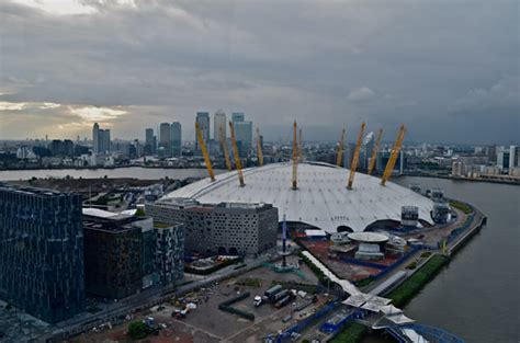 A View Over O2 From Emirates Air Line Cable Car Zilupe Flickr