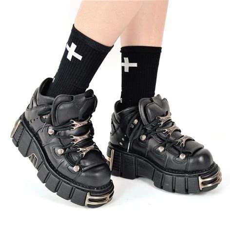 2023 New Brand Punk Style Women Shoes Lace Up Heel Height 6cm Platform